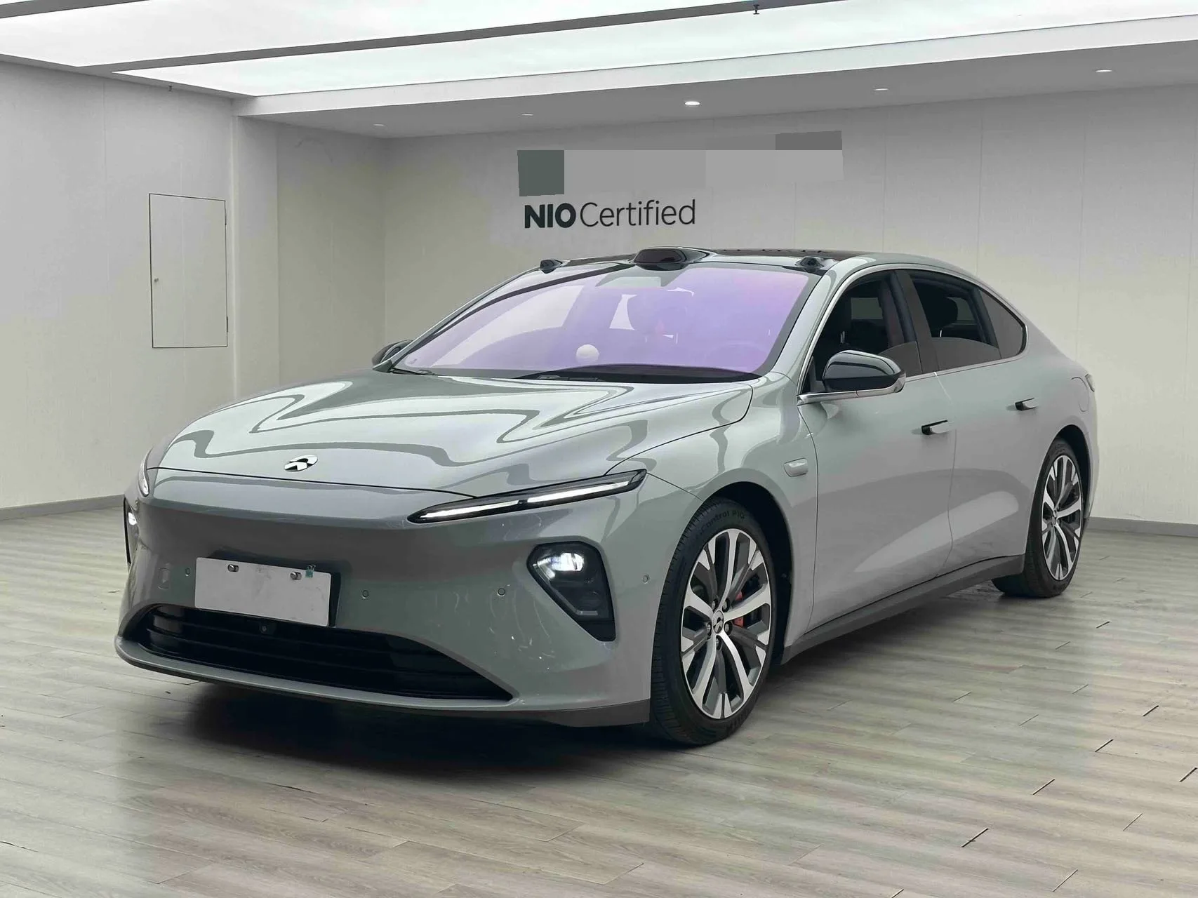 NIO ET7, 2022 NIO ET7 100kWh First Edition, Automatic