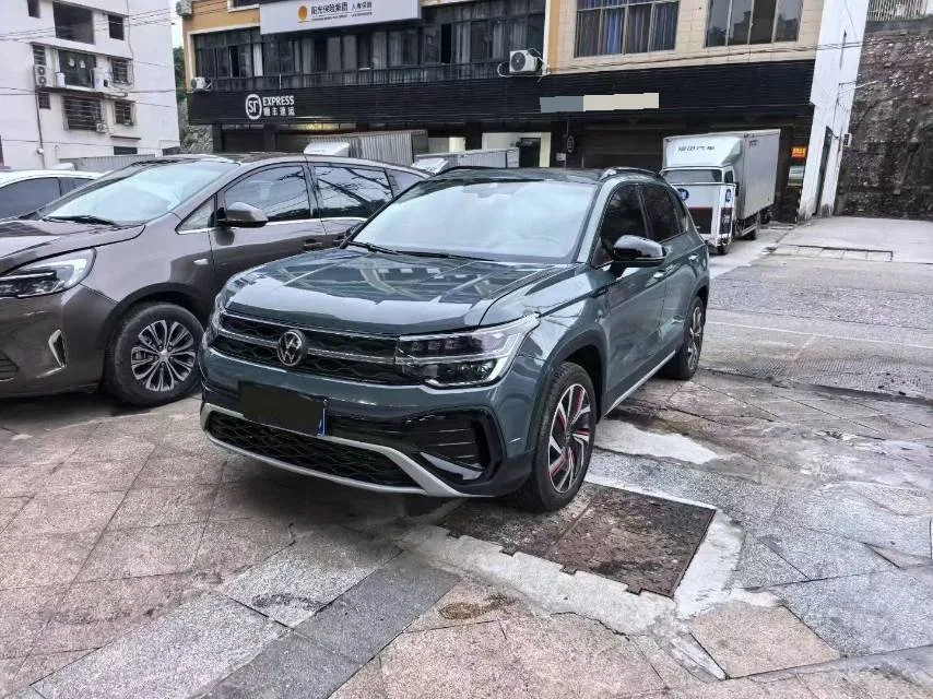 Volkswagen 2023 Tharu 1.5TSI 300TSI 2WD Full Moon Edition Automatic