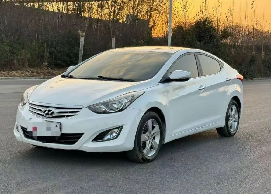 Hyundai Elantra 2012 1.6L Automatic Leading Edition