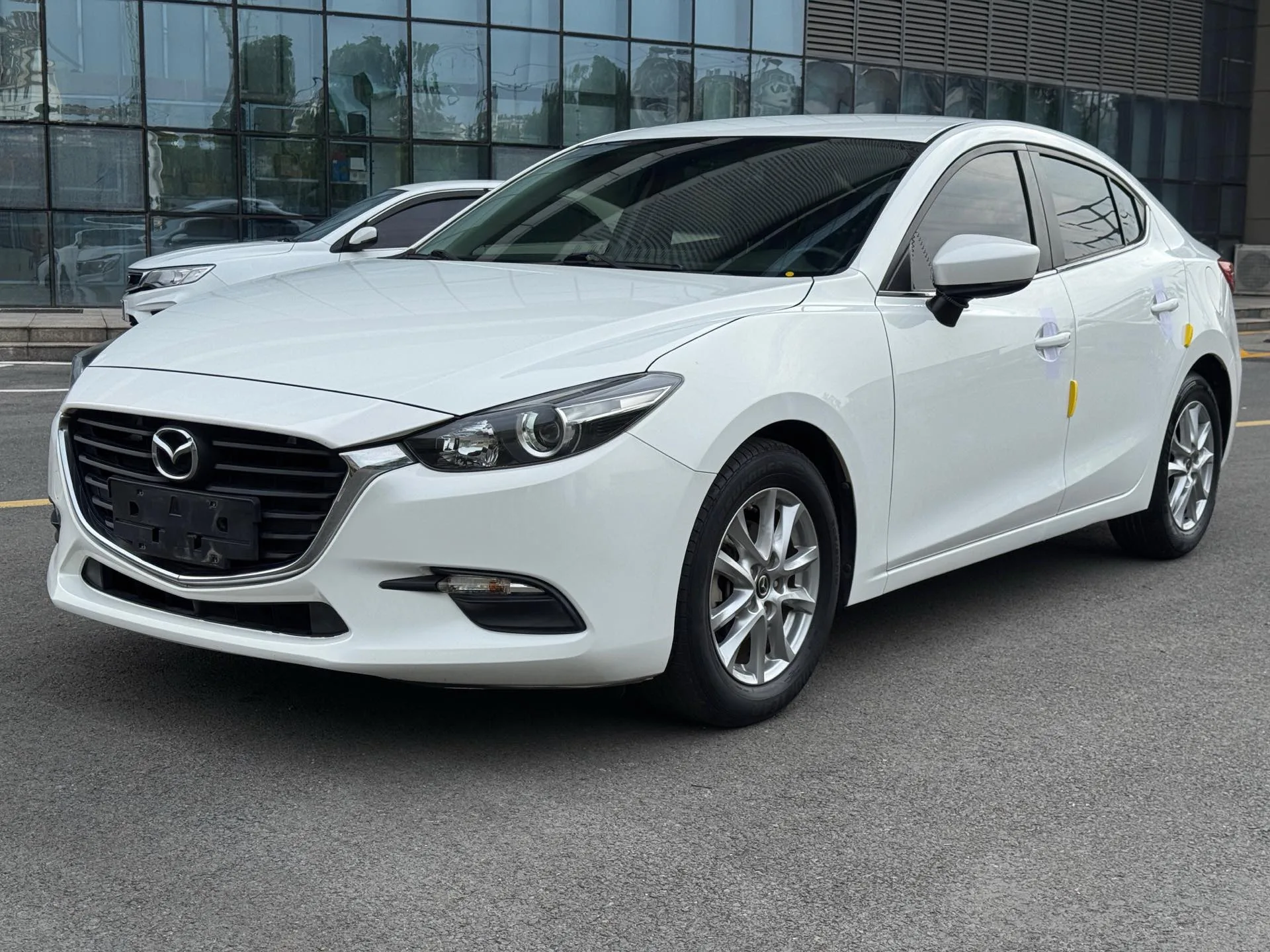 Mazda3 Axela 2019 Cloud Control Edition Sedan 1.5L Automatic Comfort Model (National V Emission Standard)