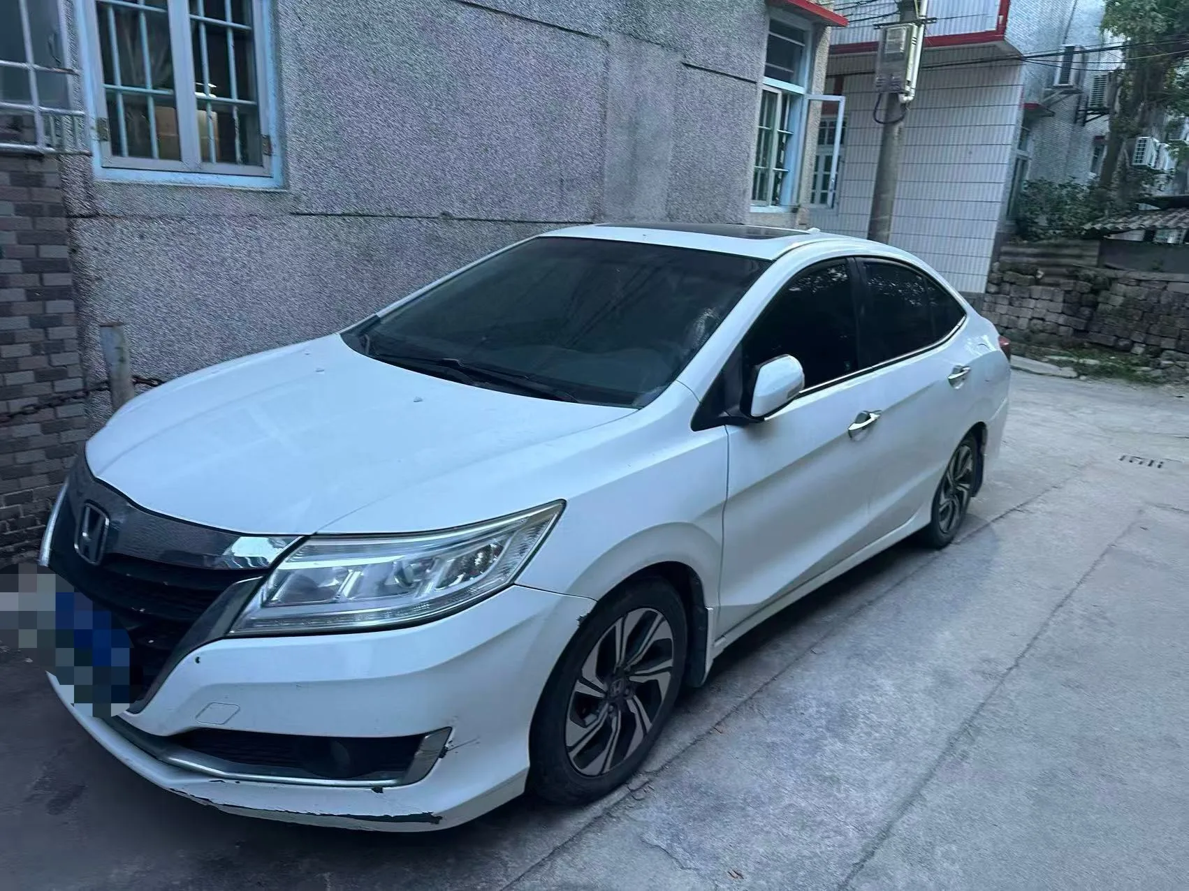 2016 Ling Pai 1.8L CVT Luxury Edition