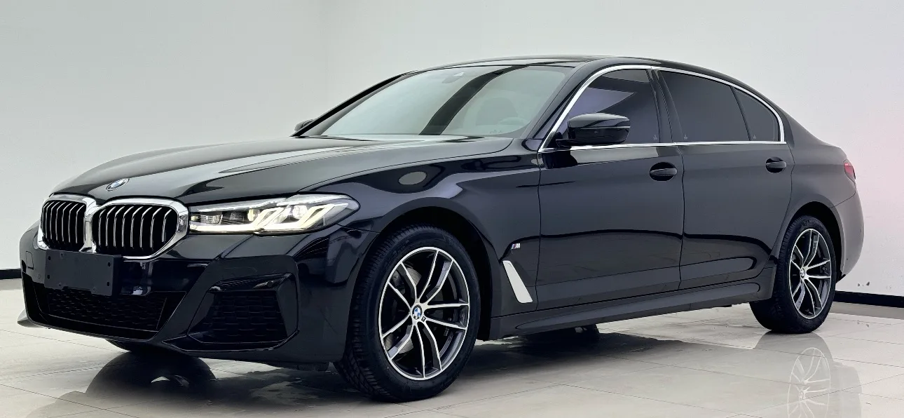 BMW 5 Series 2022 Facelift II 525Li M Sport Package
