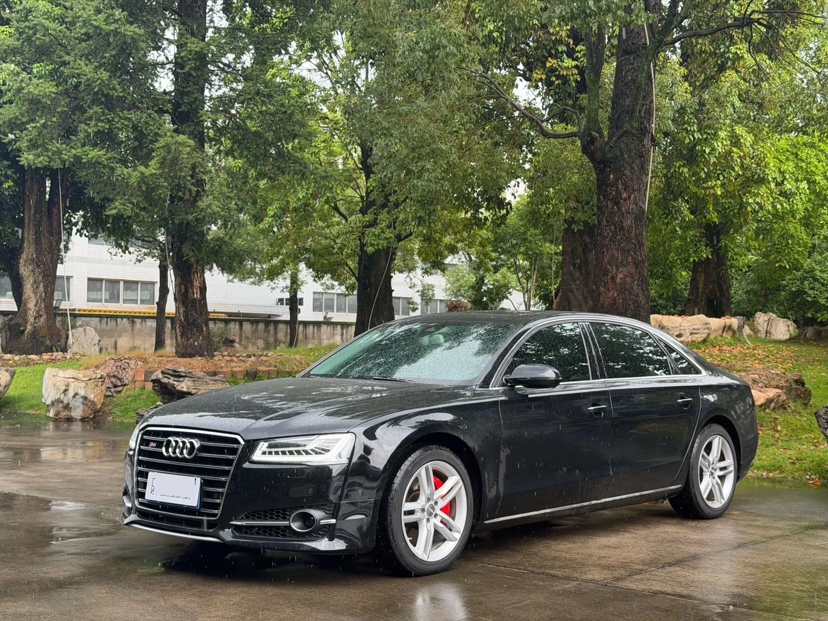 2011 Audi A8 A8L 3.0 TFSI quattro Comfort (213 kW)