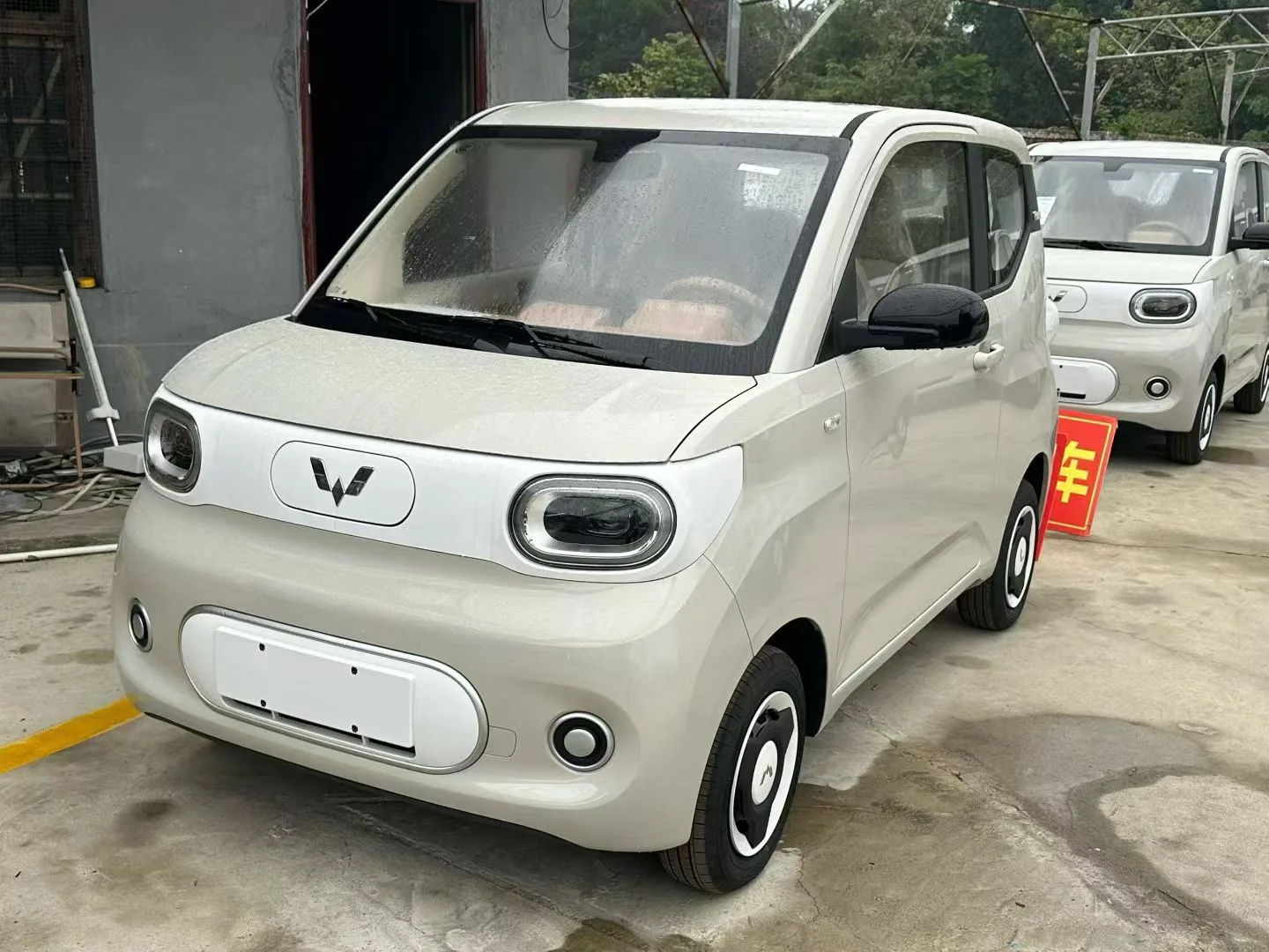 Wuling 2024 Hongguang MINI EV 215km Youth Edition Automatic