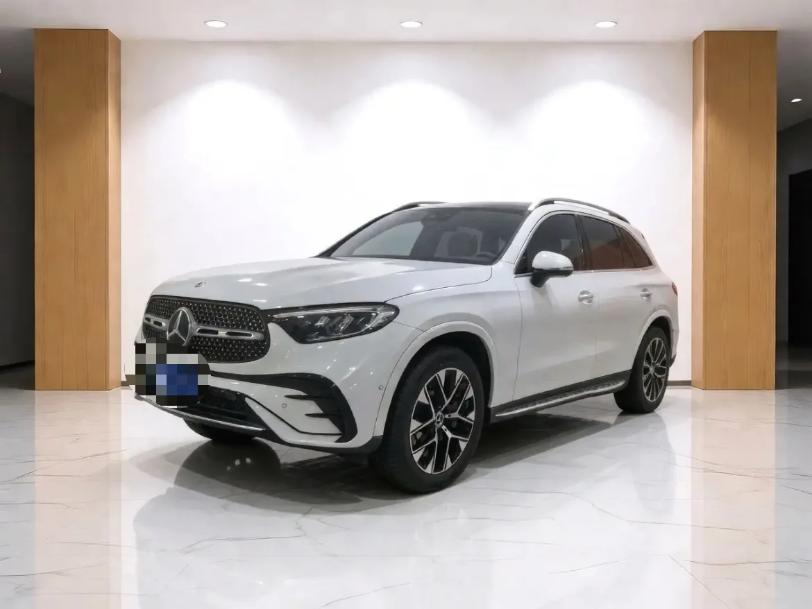 Mercedes-Benz GLC 2023 GLC 260 L 4MATIC Base Model