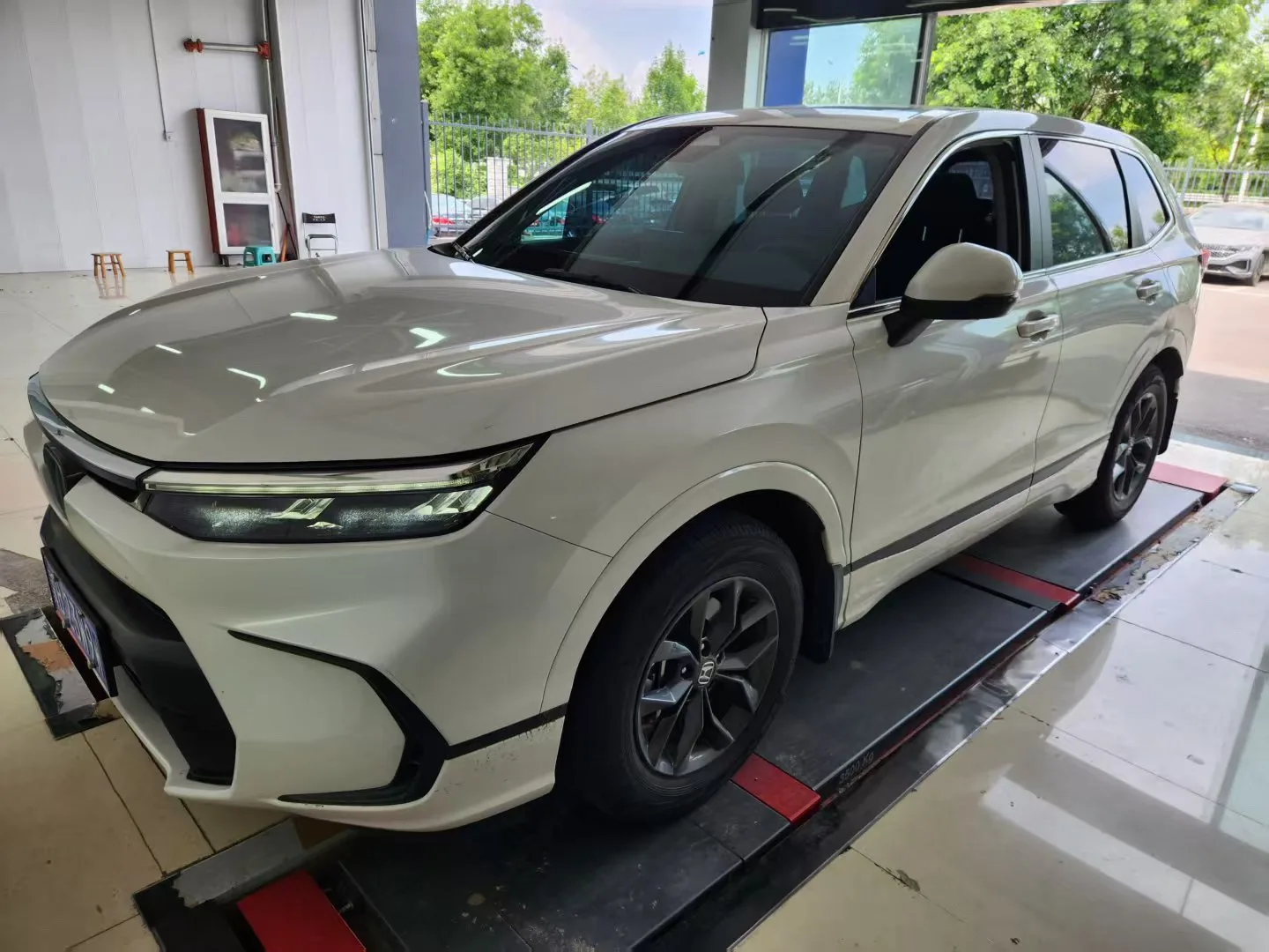 Читать 2023 Ветер 1,5Т вариатор 240TURBO 2WD Роскошь 5-местный Автоматический