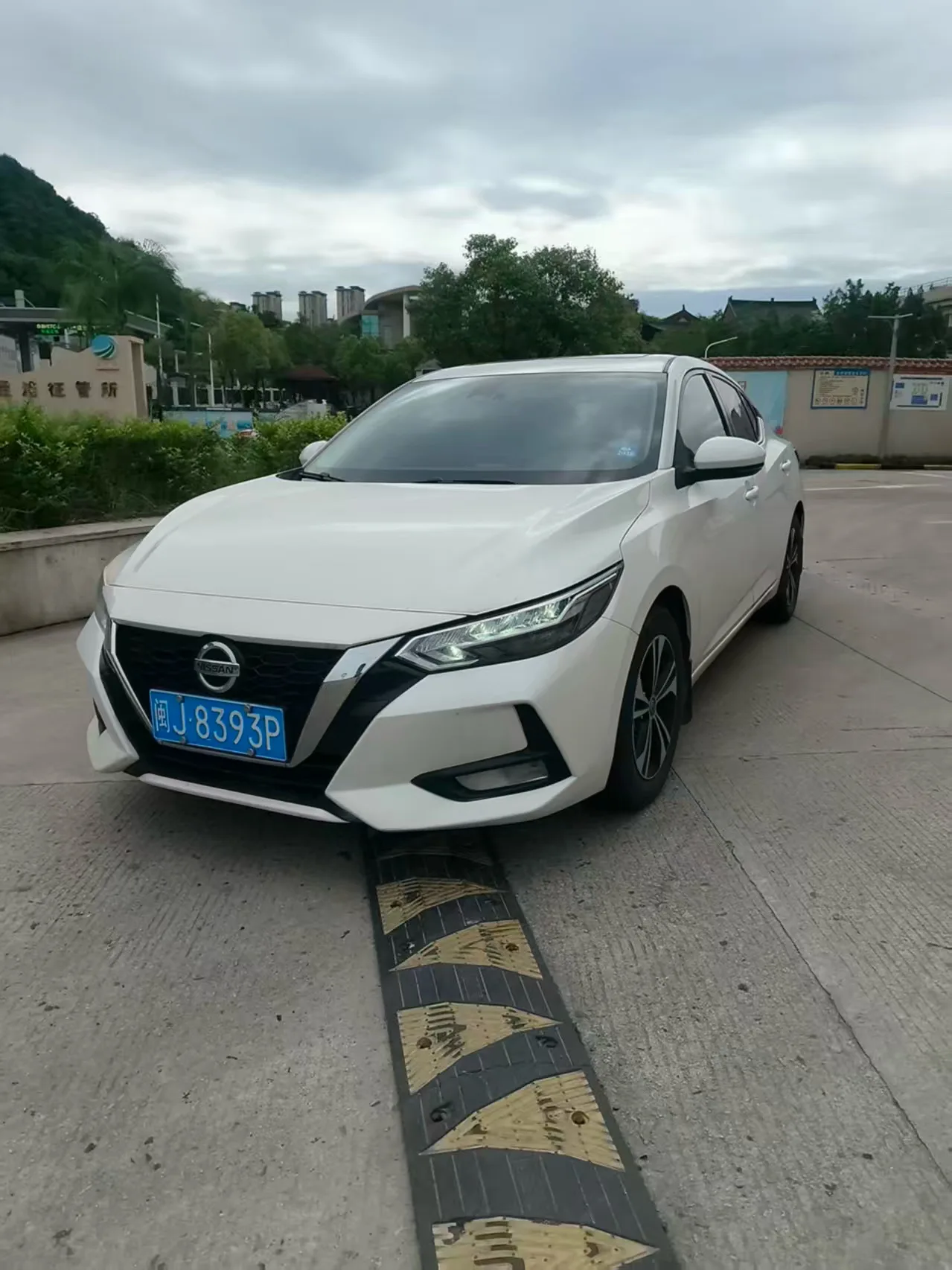 Nissan Sylphy 2022 1.6L XL CVT Enjoy Edition