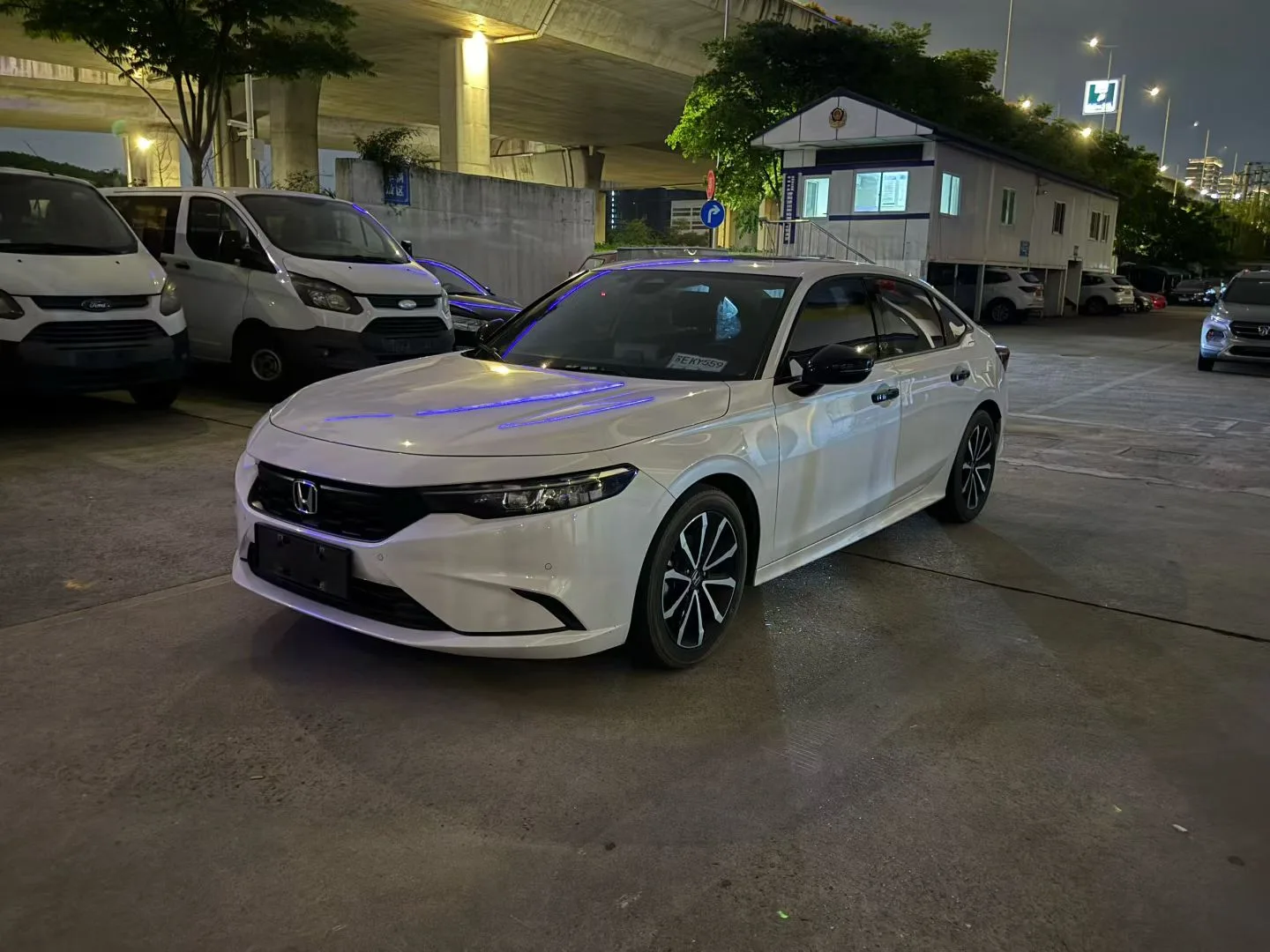 Honda 2023 Stylish 1.5T CVT 240TURBO Tech Edition Automatic