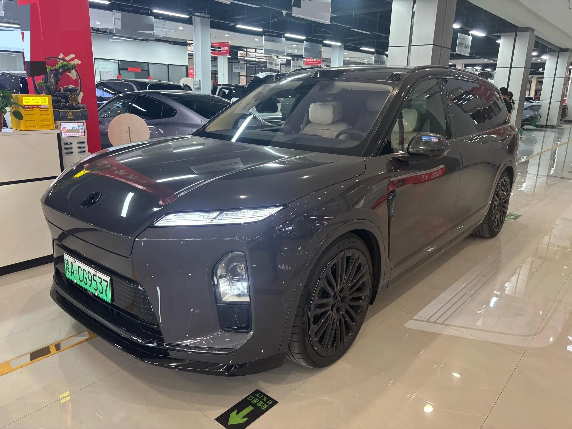 NIO 2026 ES8 6-seater Executive Signature Edition Automatic