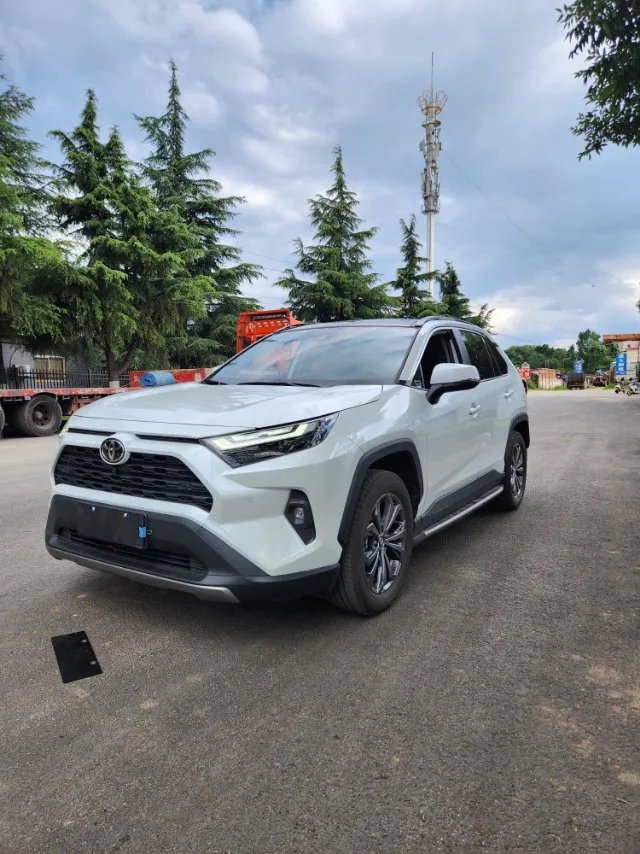 Toyota 2024 RAV4 2.0 CVT 2WD Fashion Plus Edition Automatic