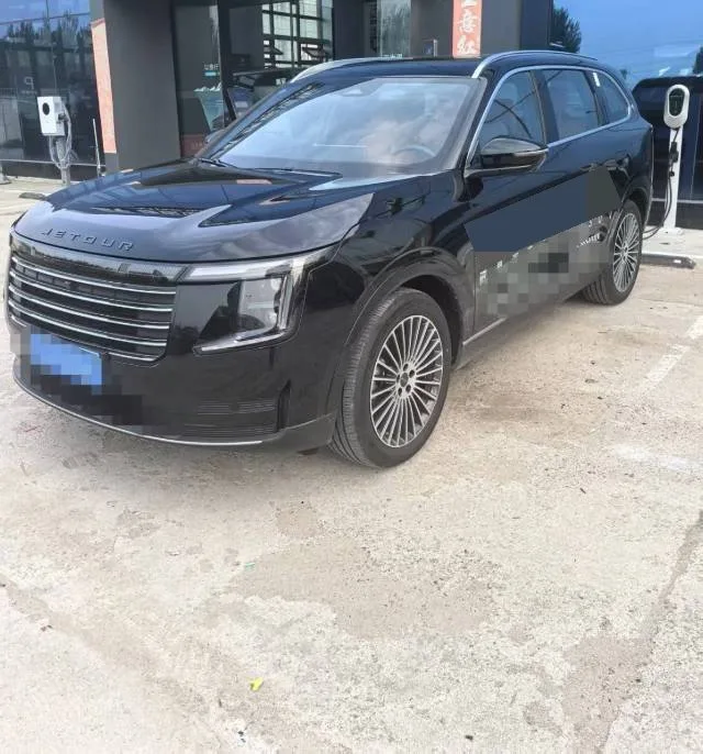 Jietu 2025 X70L 2.0TD Flagship 7-Seater Automatic