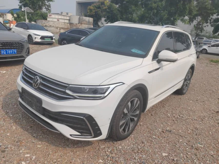 Tiguan L 2023 380TSI Automatic 4WD R-Line Premium Edition 7-Seater