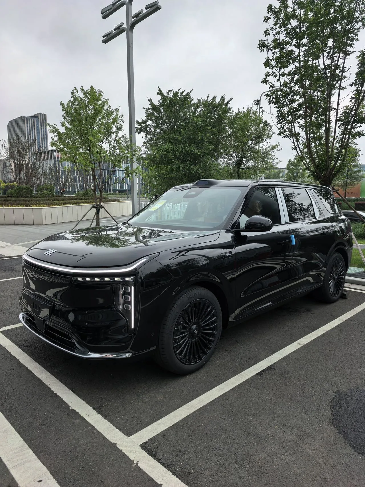 IM Motors 2026 Model Year IM LS8 66 Ultra Technology Flagship 5-Seater Automatic Transmission