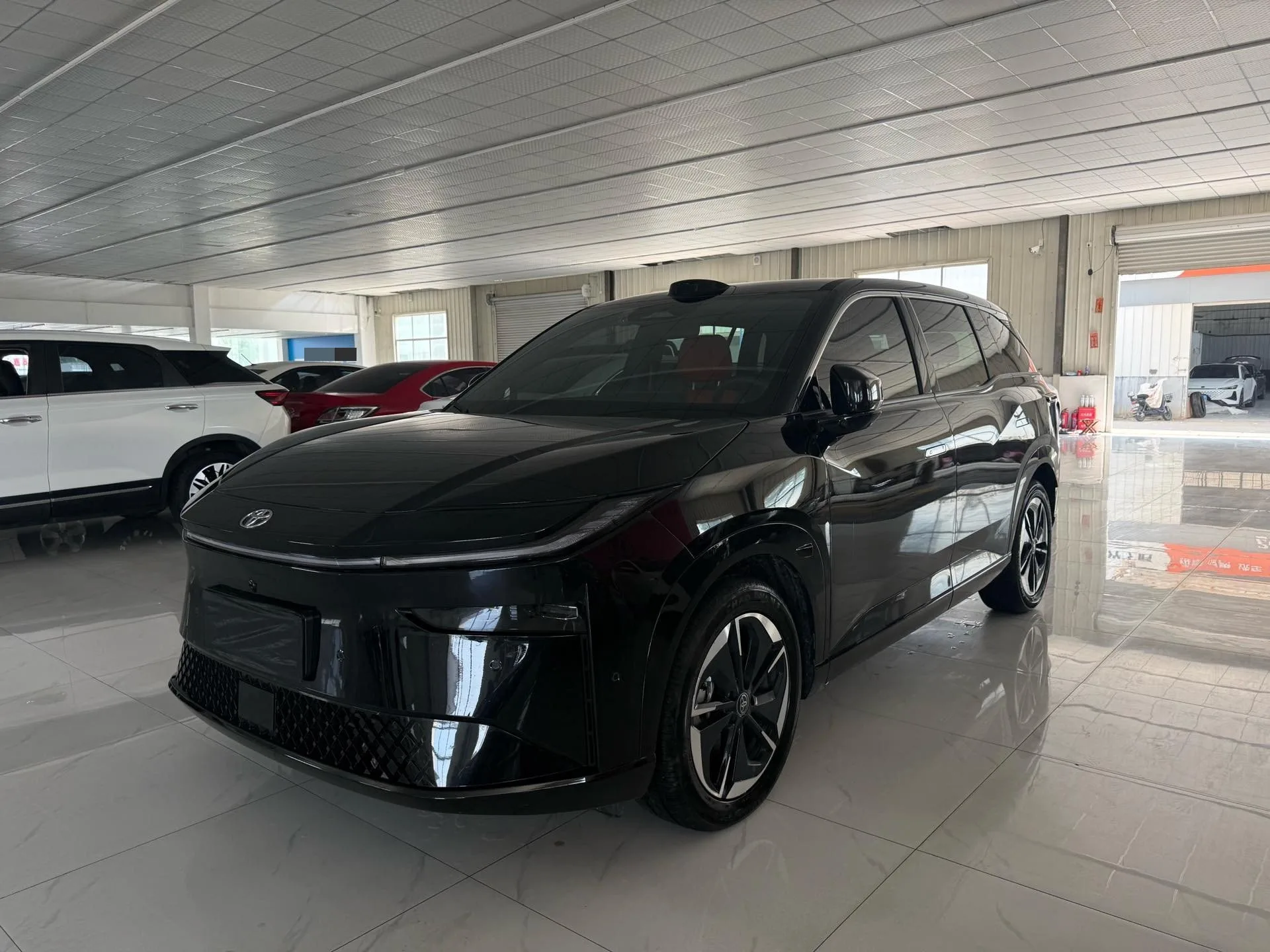 Toyota 2025 Platinum 3X 520 Pro High-End Intelligent Driving Edition Automatic Transmission