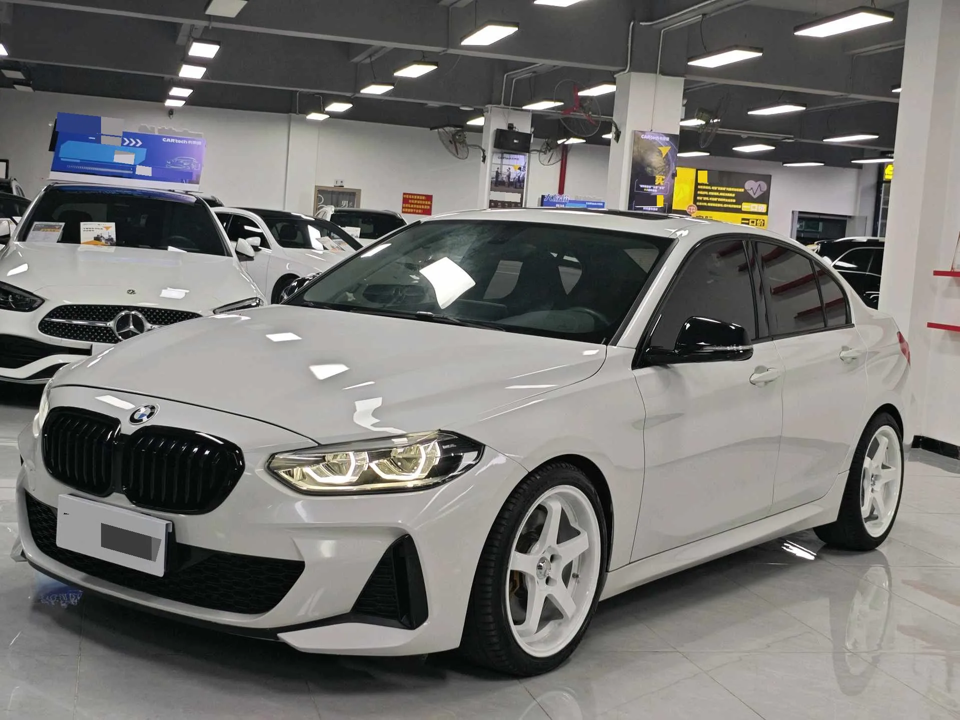 2022 BMW 1 Ряд 125i М Спорт Тень Версия