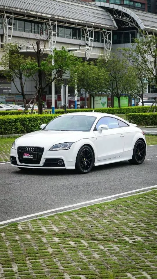 2013 Audi TT Coupe 45 TFSI White Classic Edition