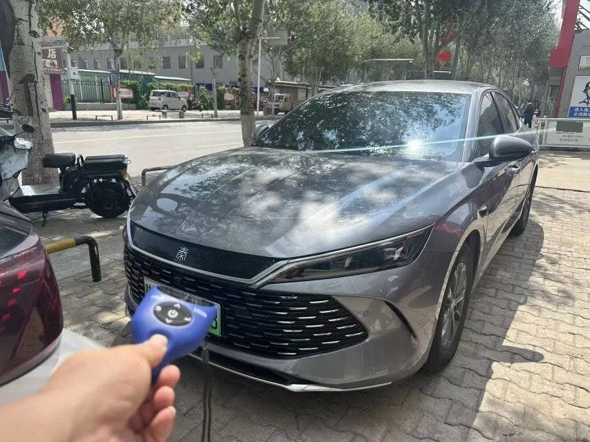 BYD 2025 Qin L DM-i 1.5 CVT Intelligent Driving Edition 80KM Leading Model Automatic