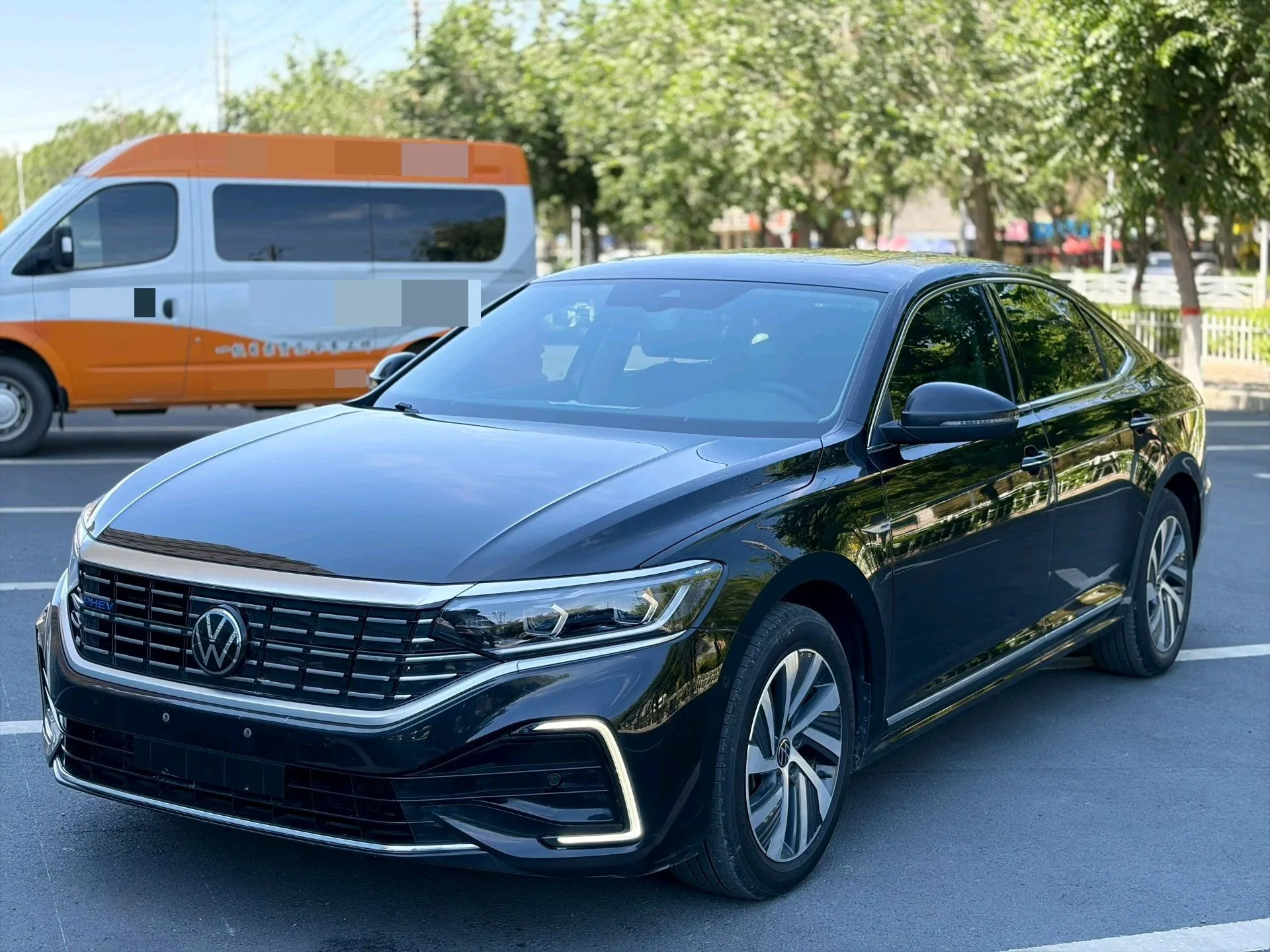 2022 Volkswagen Passat New Energy 430 PHEV Hybrid Luxury Edition