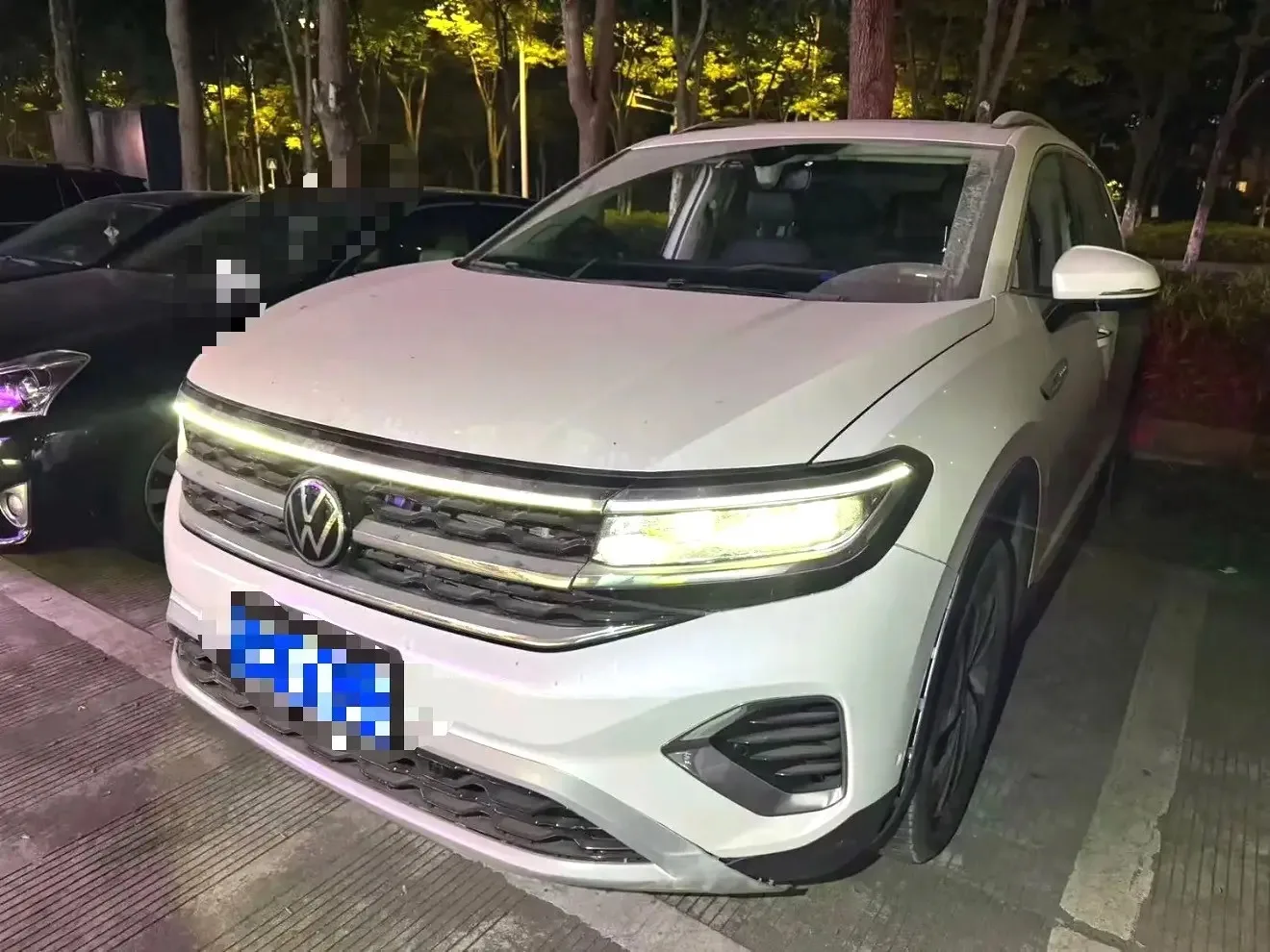 Volkswagen Tiguan 2021 380TSI AWD Luxury Edition Pro