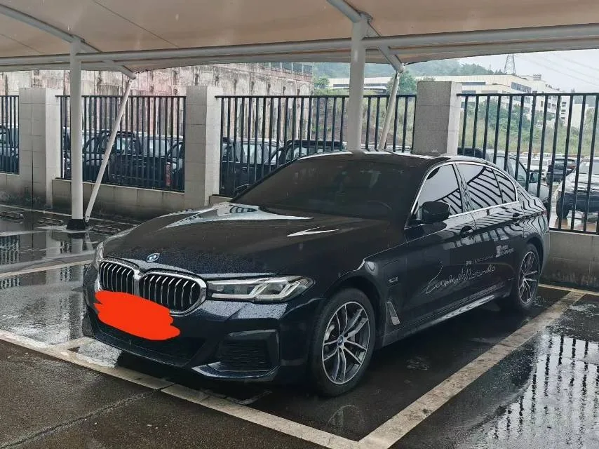 2022 BMW 5 Series Plug-in Hybrid (Facelift) 535Le M Sport Package