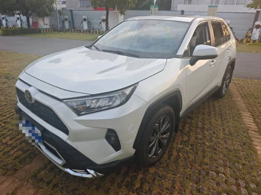 2023 Toyota RAV4 2.0L CVT 2WD Fashion Edition Automatic