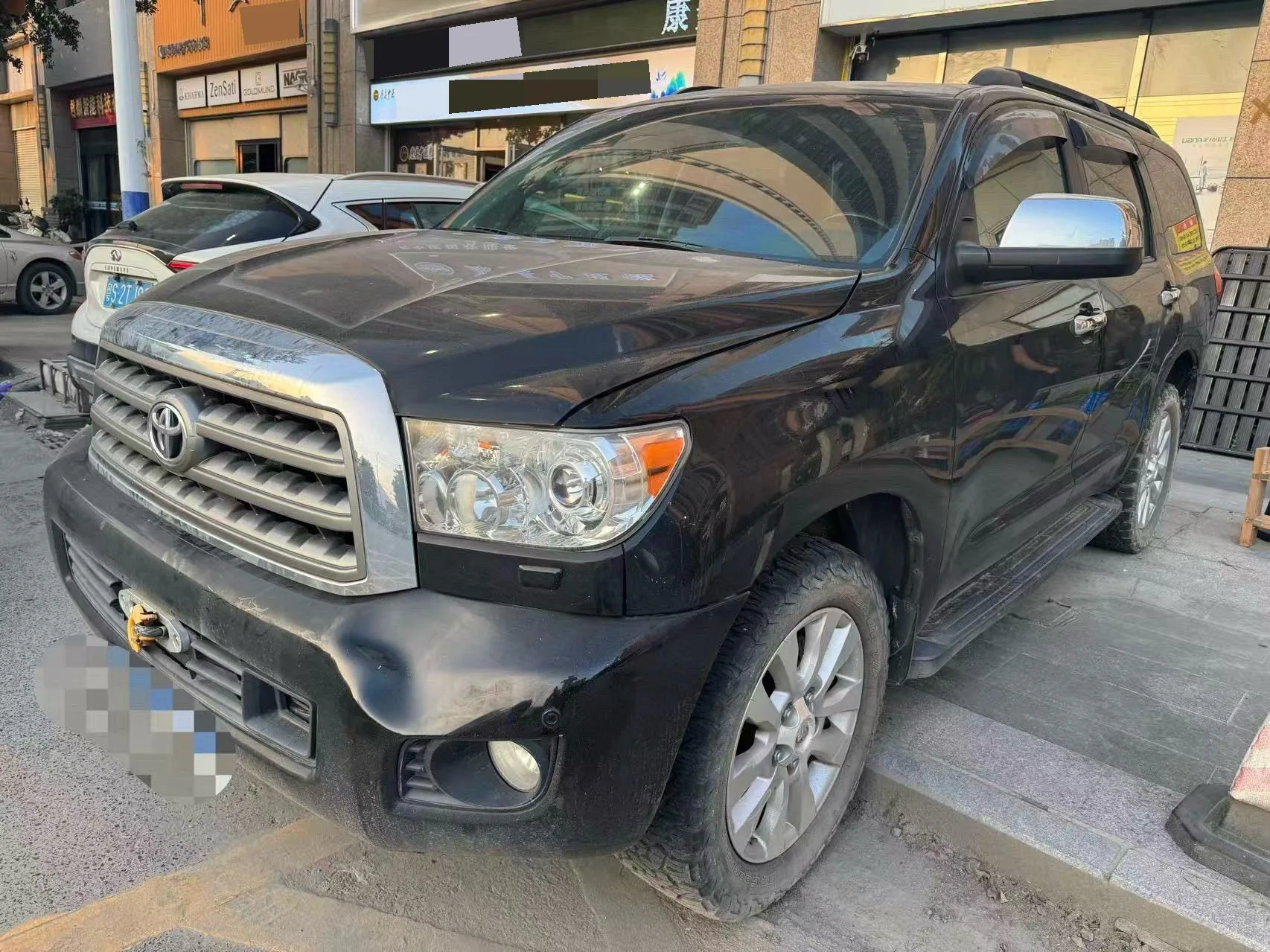 Toyota Sequoia (Imported) 2014 Toyota Sequoia Parallel Import, Automatic Transmission