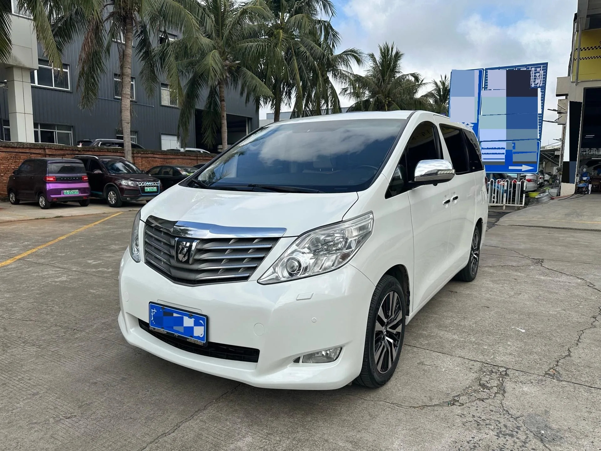 Alphard 2012 Model Year 3.5L Luxury Edition