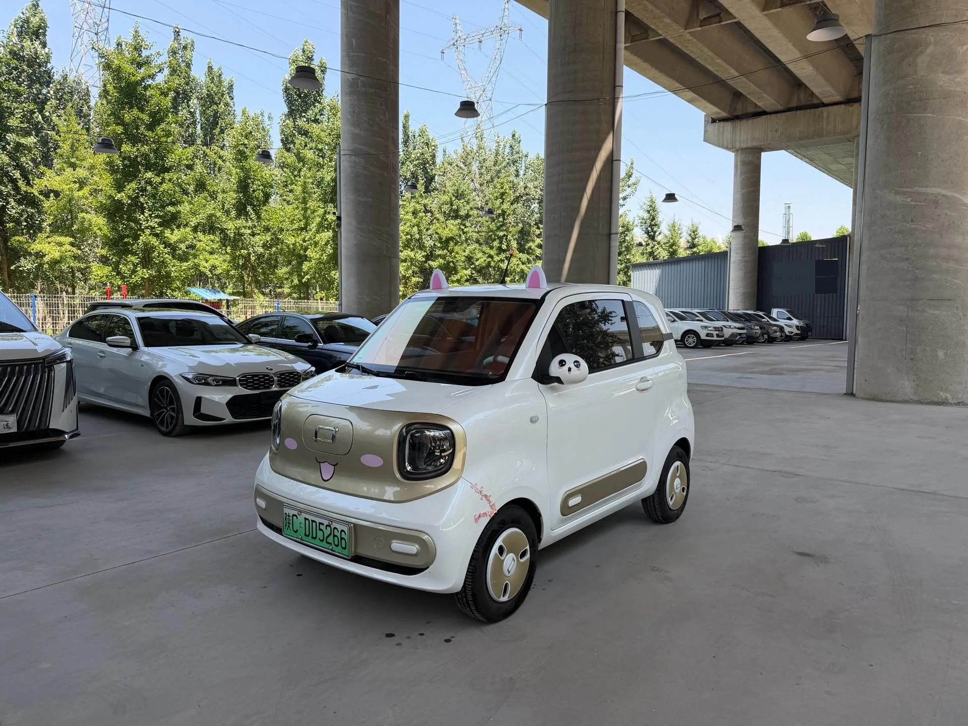 Besturn 2026 Model Pony 222km/h Colorful Pony Automatic Transmission