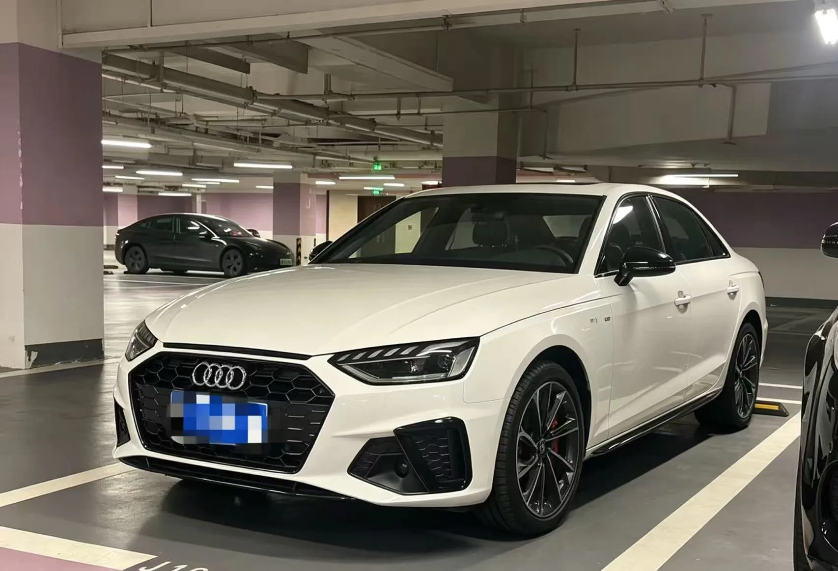 2026 Audi A4L 2.0 TFSI 40 TFSI 2 Million Units Celebration Edition, Luxury Sport Trim, Automatic Transmission