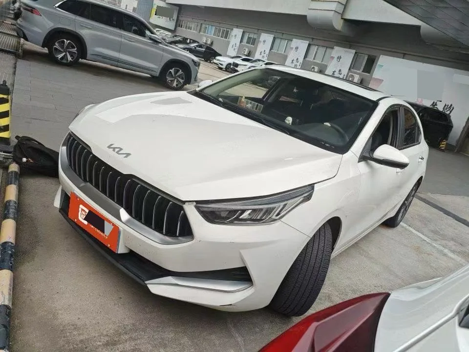 Kia K3 2023 1.5L CVT Luxury Edition
