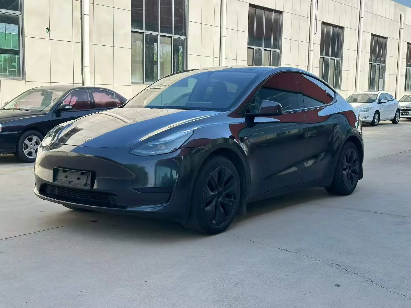 Model Y 2024 Rear-Wheel Drive
