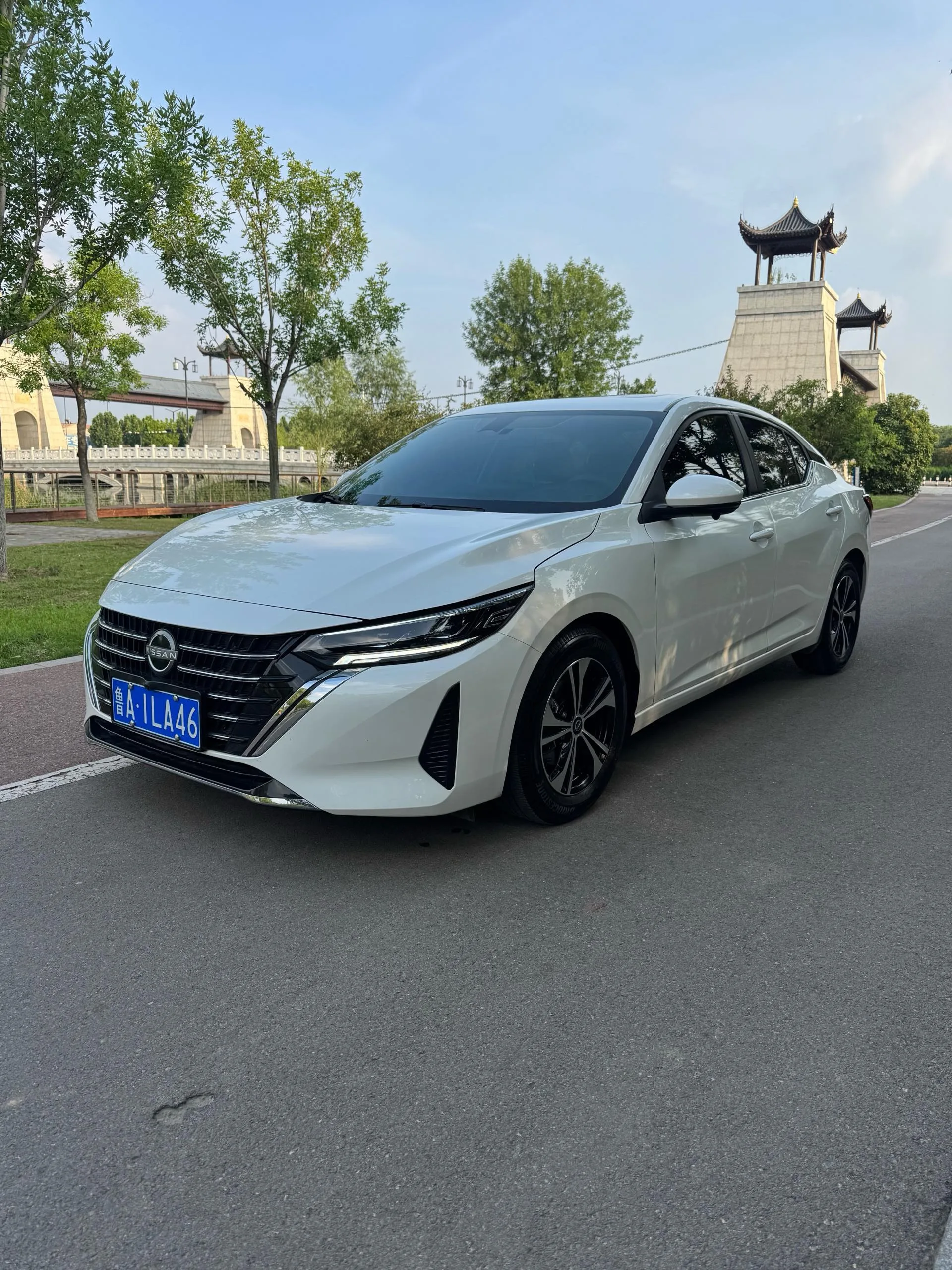 2023 Nissan Sylphy 1.6 CVT Black Gold Edition Automatic