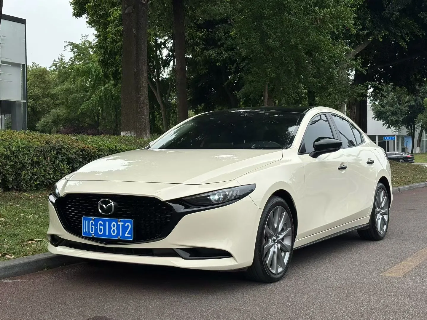 Mazda3 Axela 2021 2.0L Automatic Premium Edition