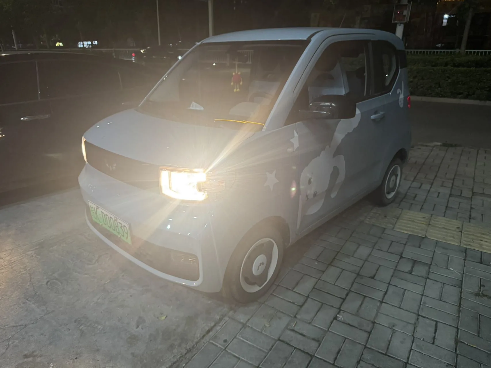 Hongguang MINIEV 2022 Model, "Yuexiang" Edition, Lithium Iron Phosphate