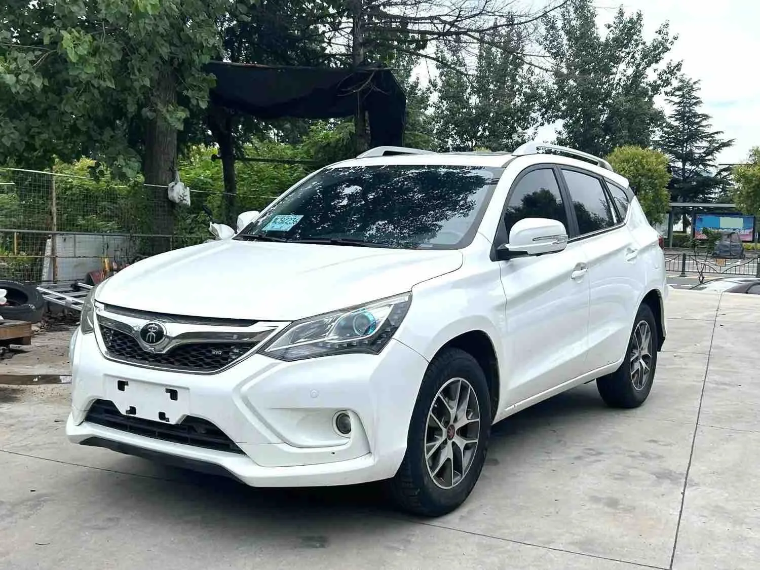 Song 2016 Model Year, Gai Shi Edition, 1.5TID, Automatic Leading Trim Level