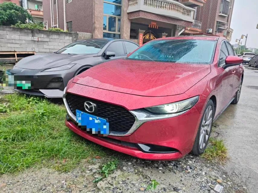 Mazda3 Axela 2021 2.0L Automatic Premium Edition