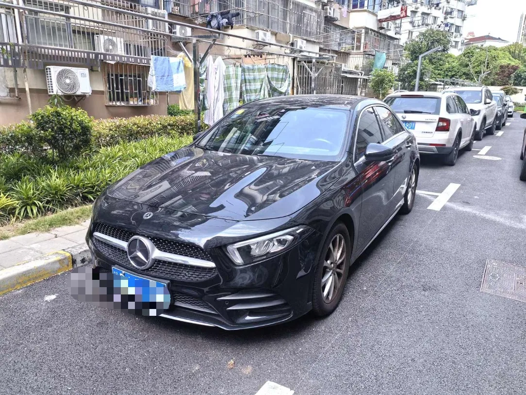 Mercedes-Benz A-Class 2021 A 200 L Sport Sedan Fashion Edition