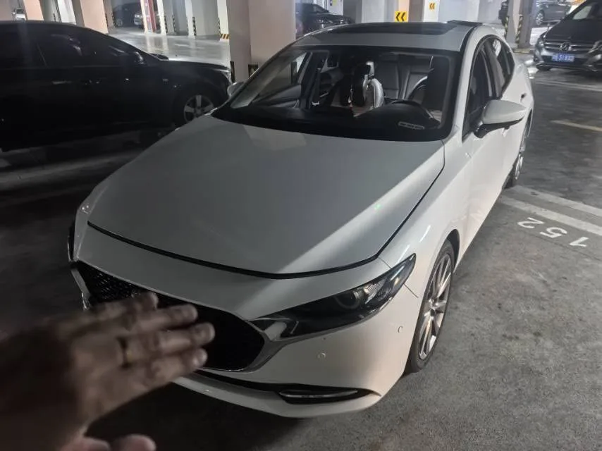 Mazda3 Axela 2023 2.0L Automatic Premium Edition