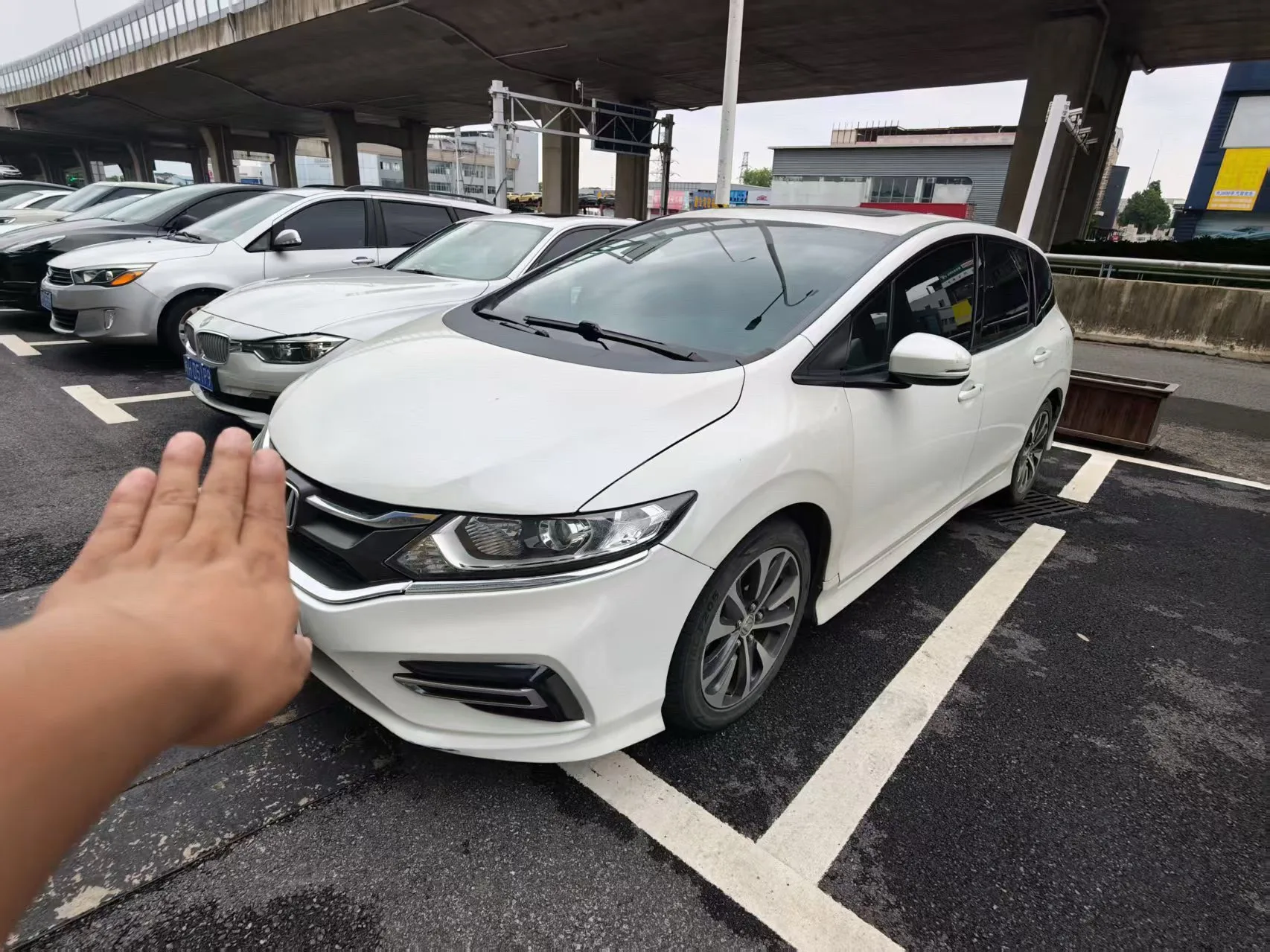 Jade 2017 210TURBO CVT Style Edition, 5-Seater