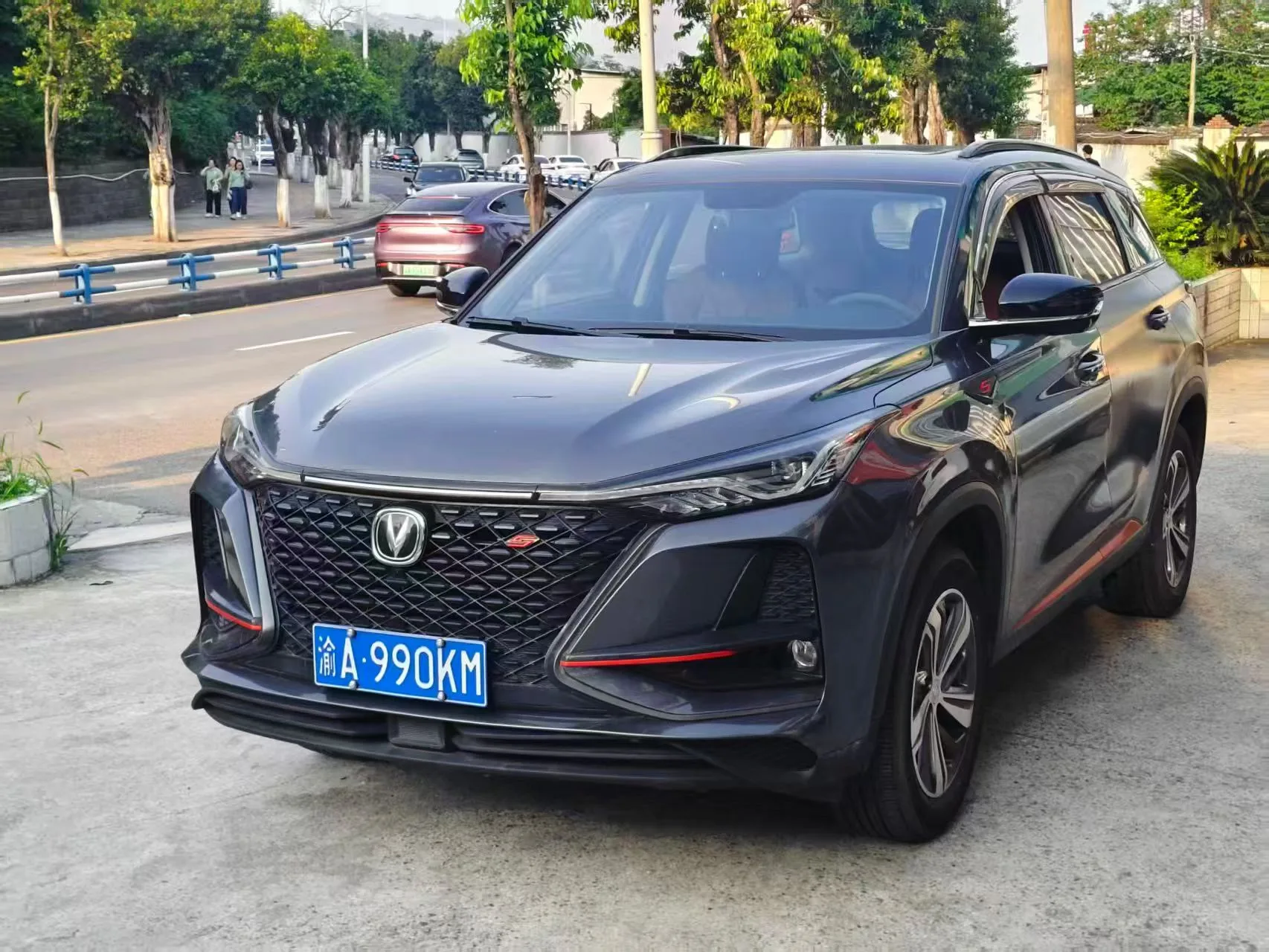 Чанъань CS75 ПЛЮС 2020 Модель Год 1,5Т Автоматический Роскошь Версия