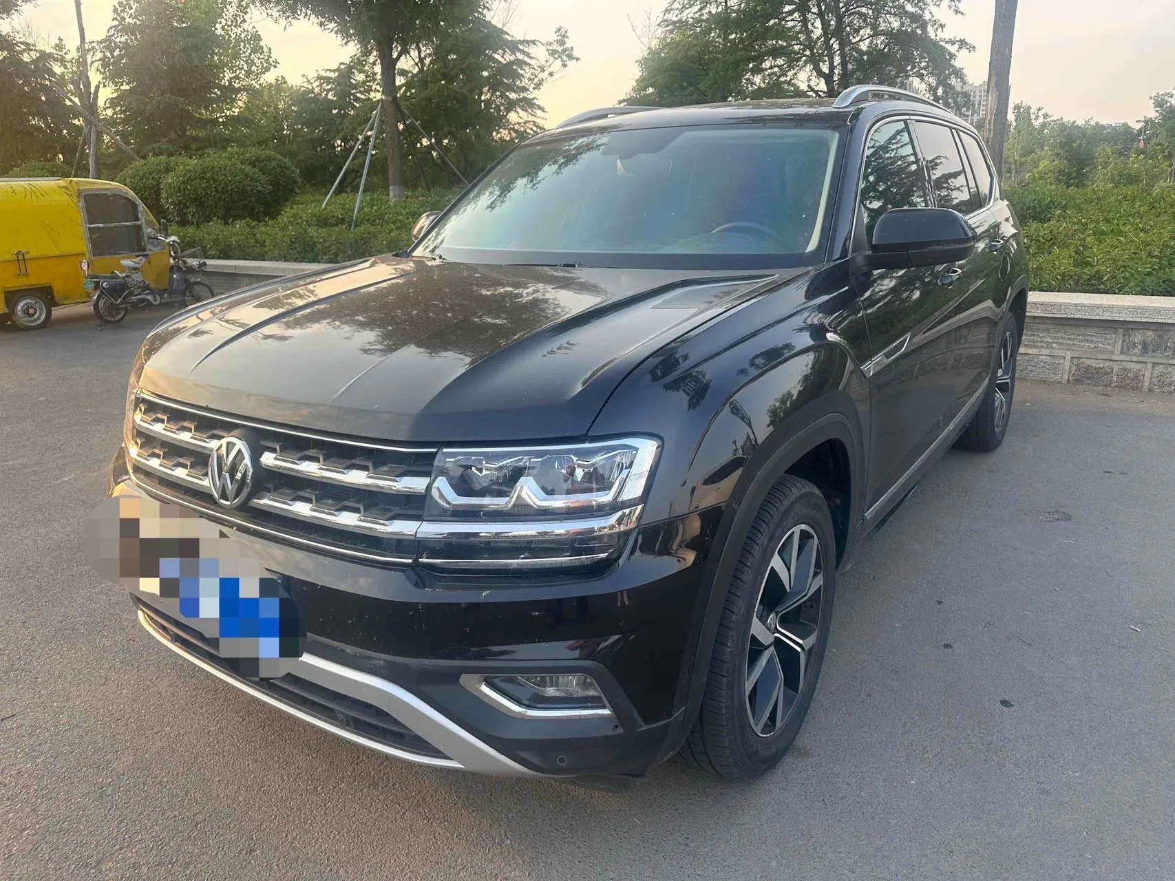 2020 Touareg 330TSI FWD Luxury Edition, China V