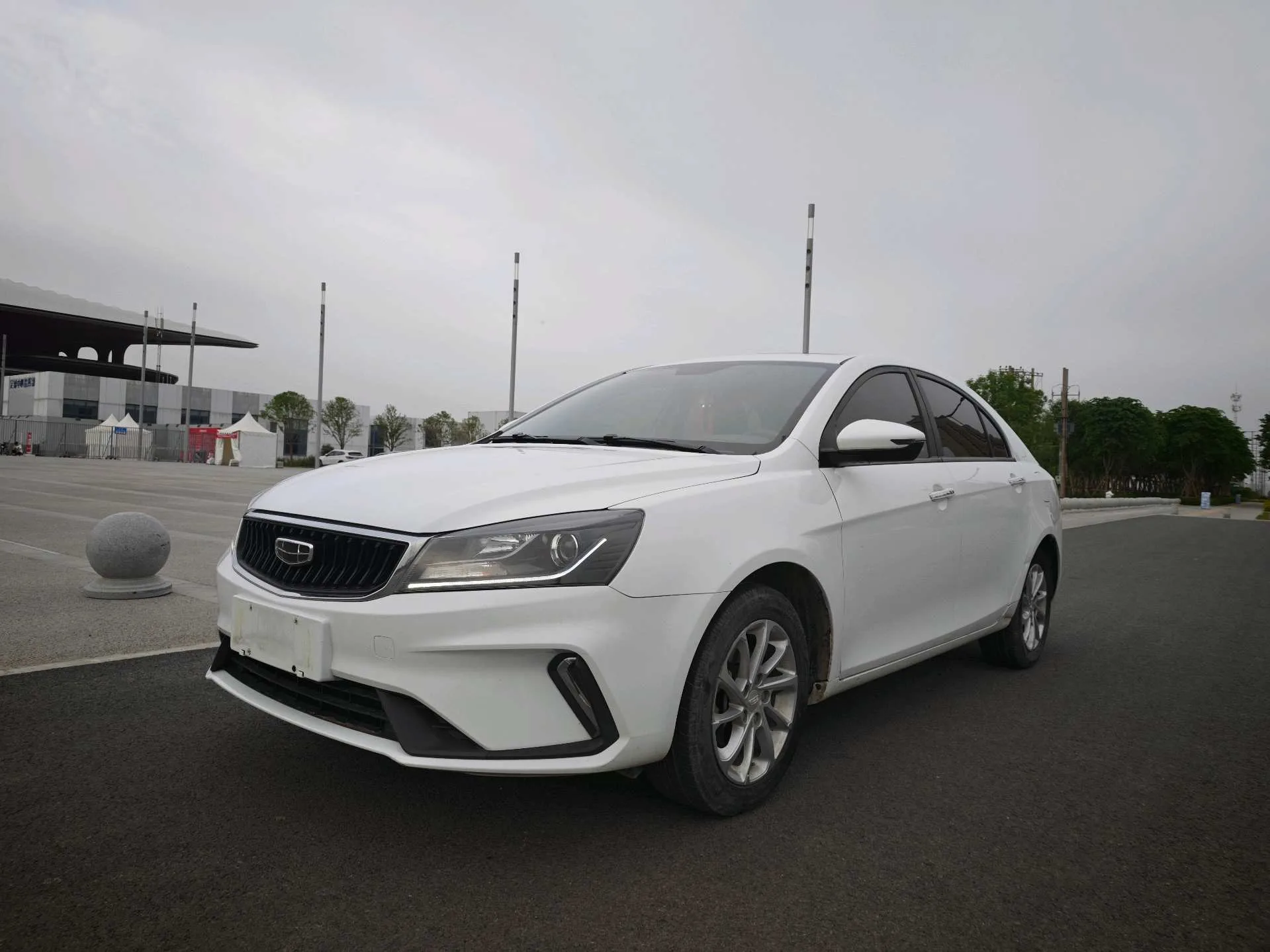 Geely Emgrand 2021 UP 1.5L CVT Luxury Edition