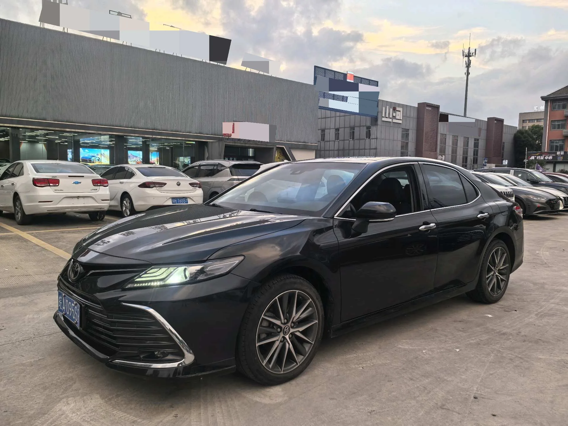 Camry 2021 2.5G Luxury Edition