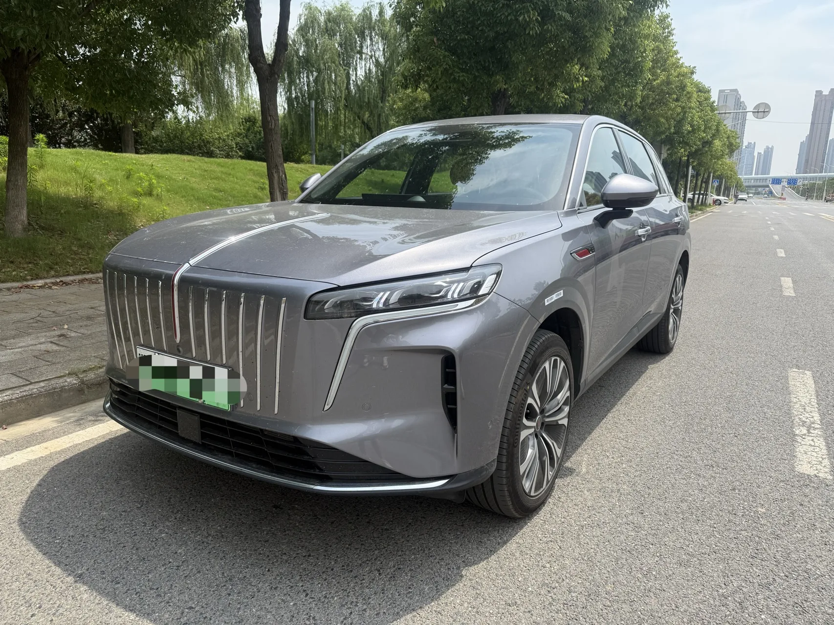 Hongqi 2026 HS6 PHEV 1.5T 220 AWD Smart Hybrid Automatic