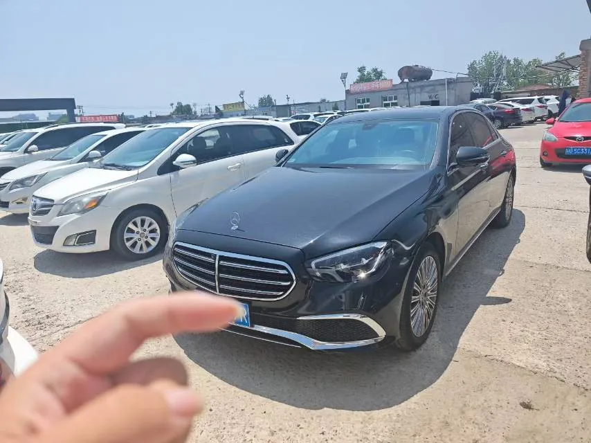 Mercedes-Benz E-Class 2023 E 300 L Fashion Edition