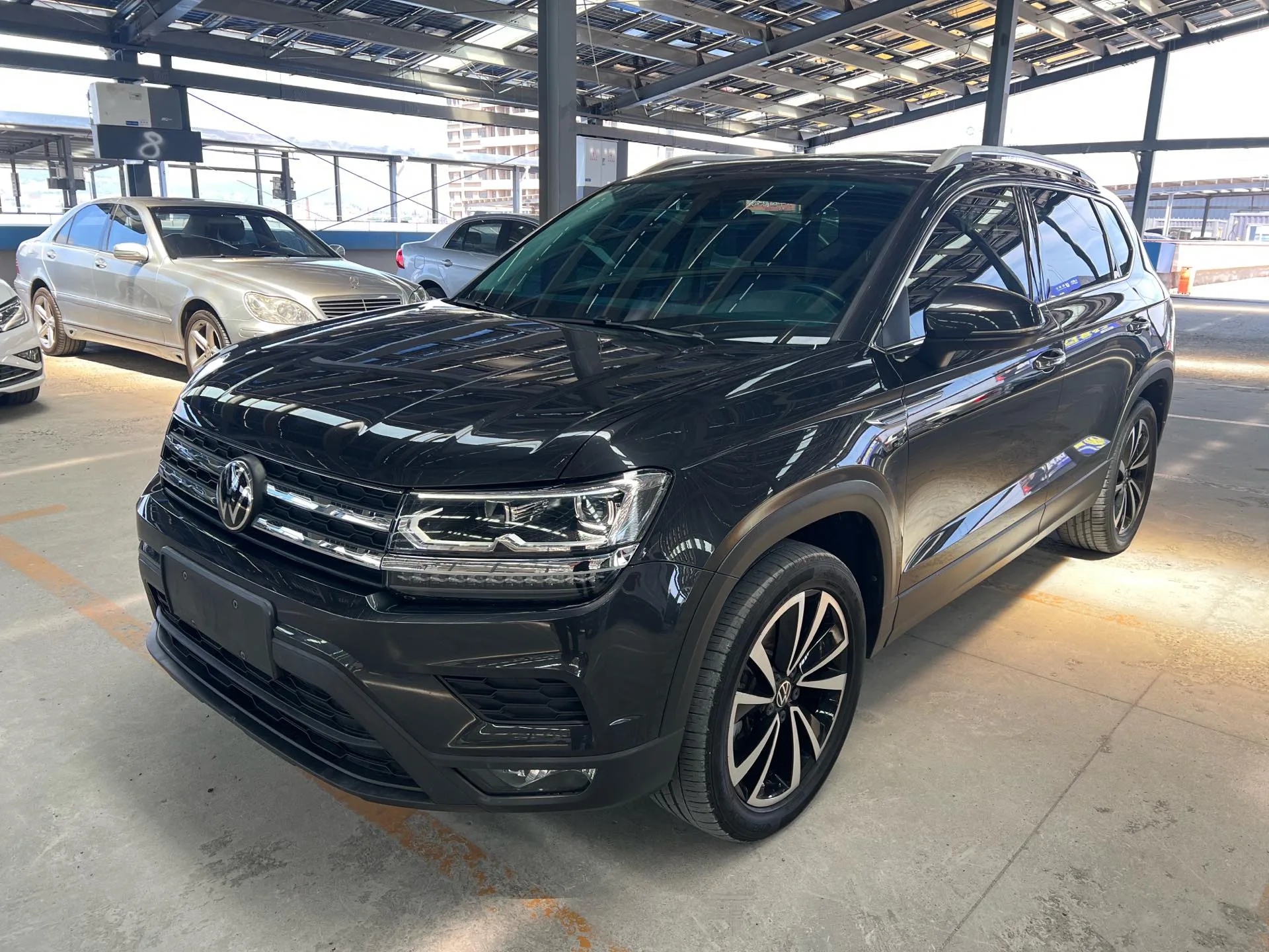 Tharu 2022 280TSI 2WD Luxury Edition