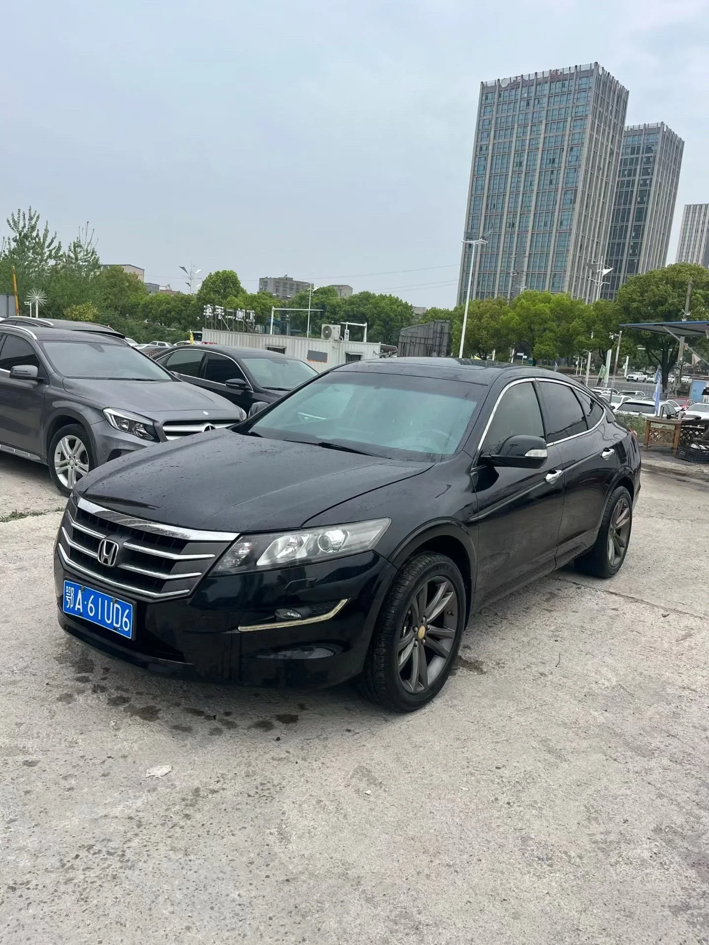Crosstour 2012 2.4L Luxury Edition