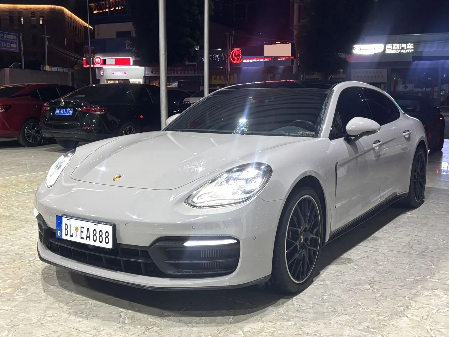 2023 Panamera Facelift: Panamera 4 Executive Long Wheelbase Platinum Edition 2.9T