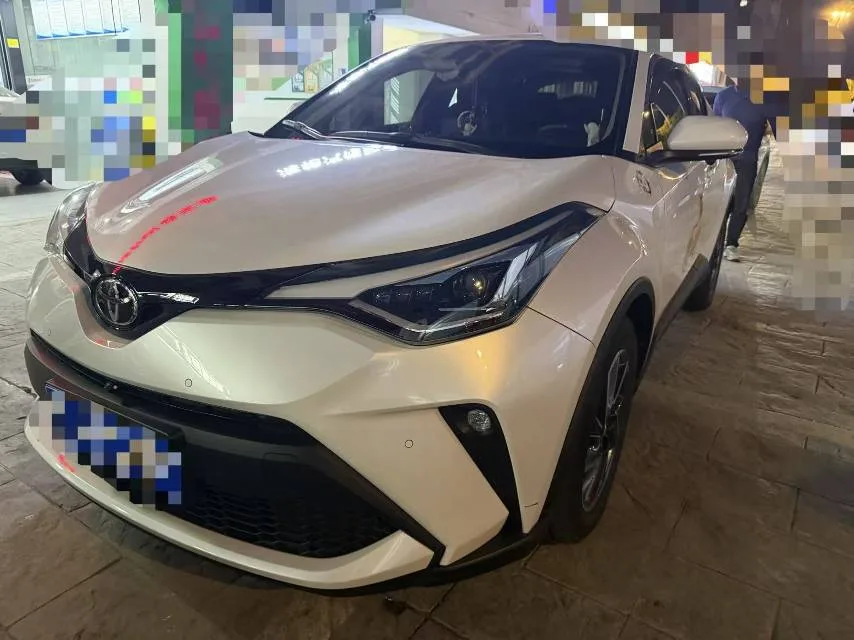 2021 Toyota C-HR 2.0L Luxury