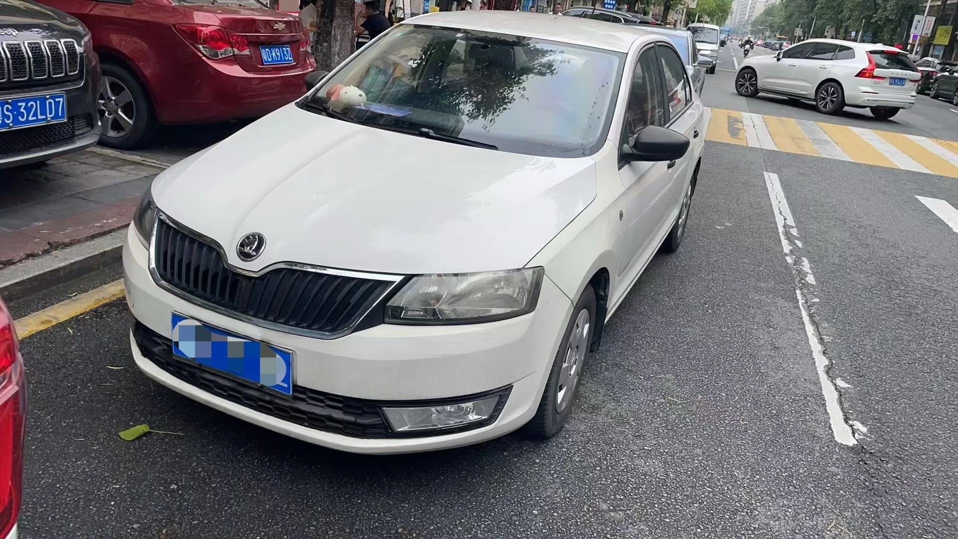 Rapid 2016 1.6L Automatic Forward Edition